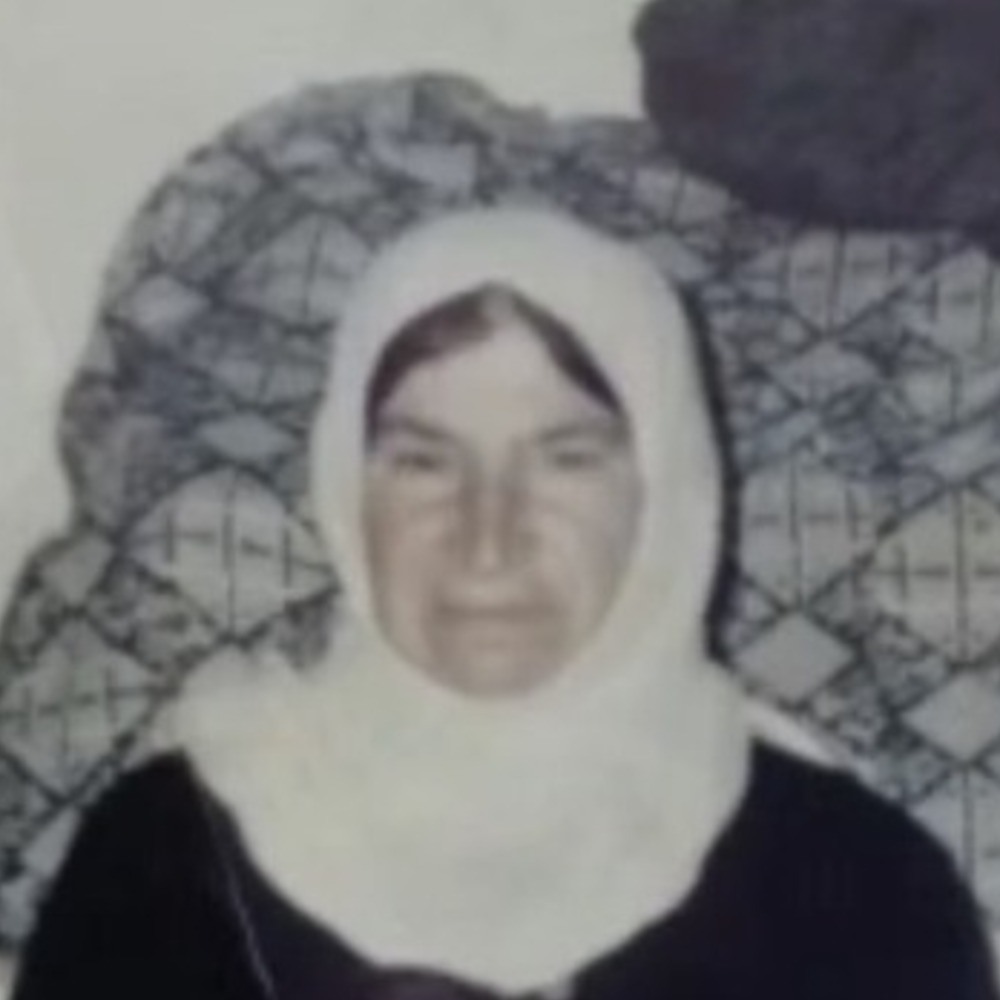 عکس حاجیه ننه گل غفاری