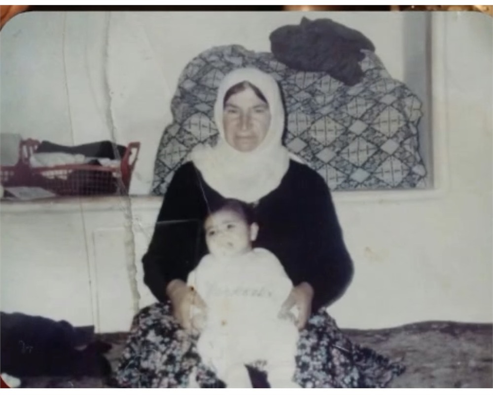 عکس حاجیه ننه گل غفاری